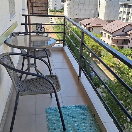 Cazare Apartament 2 Camere Decomandat Militari Chiajna Eksteriør billede